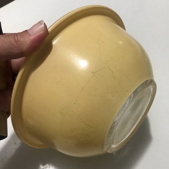 Pyrex Nesting Bowl - Picture 3 of 6